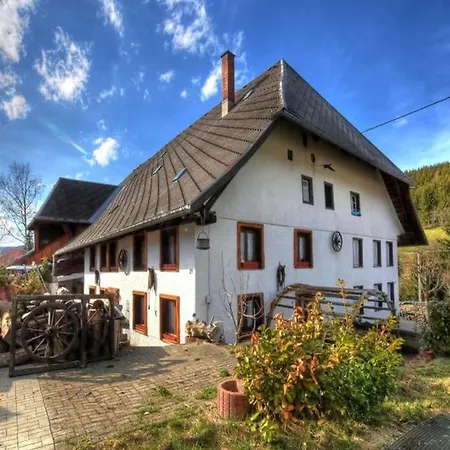 Schwarzwaldhaus Krebs - Peter Lustig, Lenzkirch, Feldberg לנצקירש
